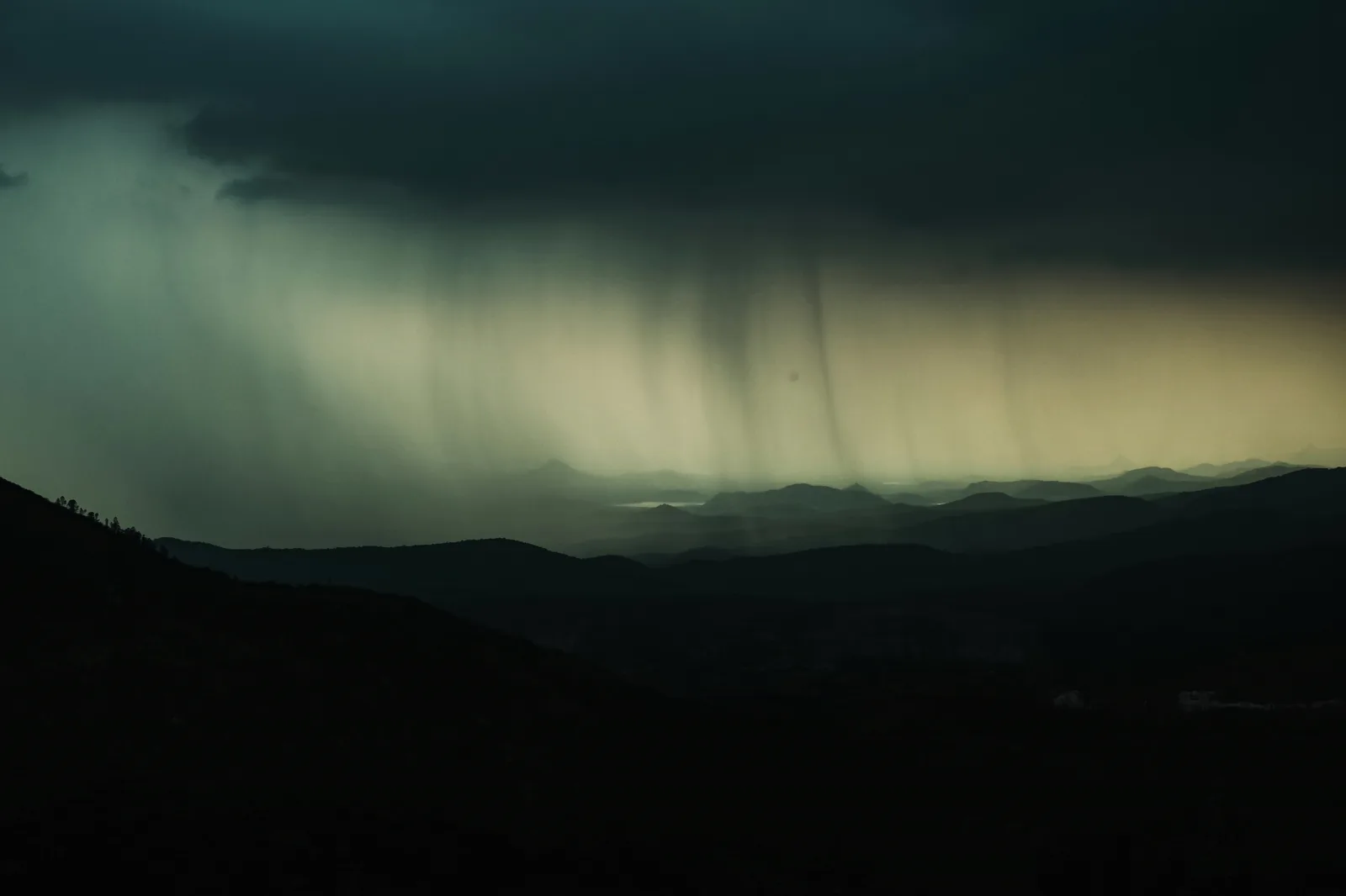 Heavy monsoon downpour over urban thoroughfares in Delhi