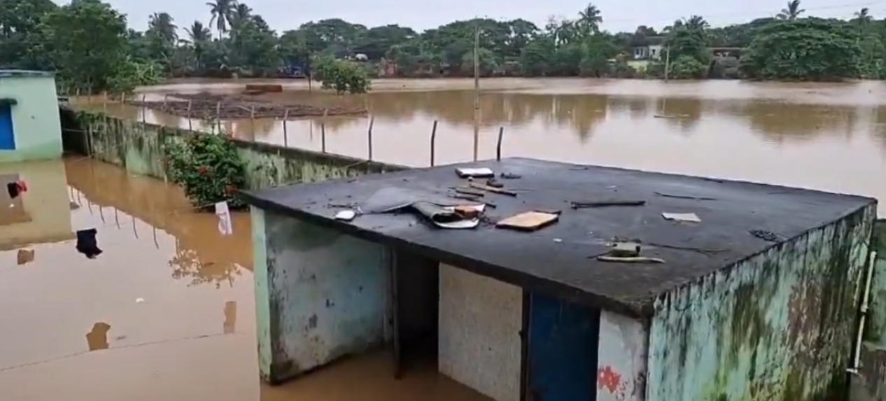 AERIAL VIEWS OF FLOODS IN ORISSA