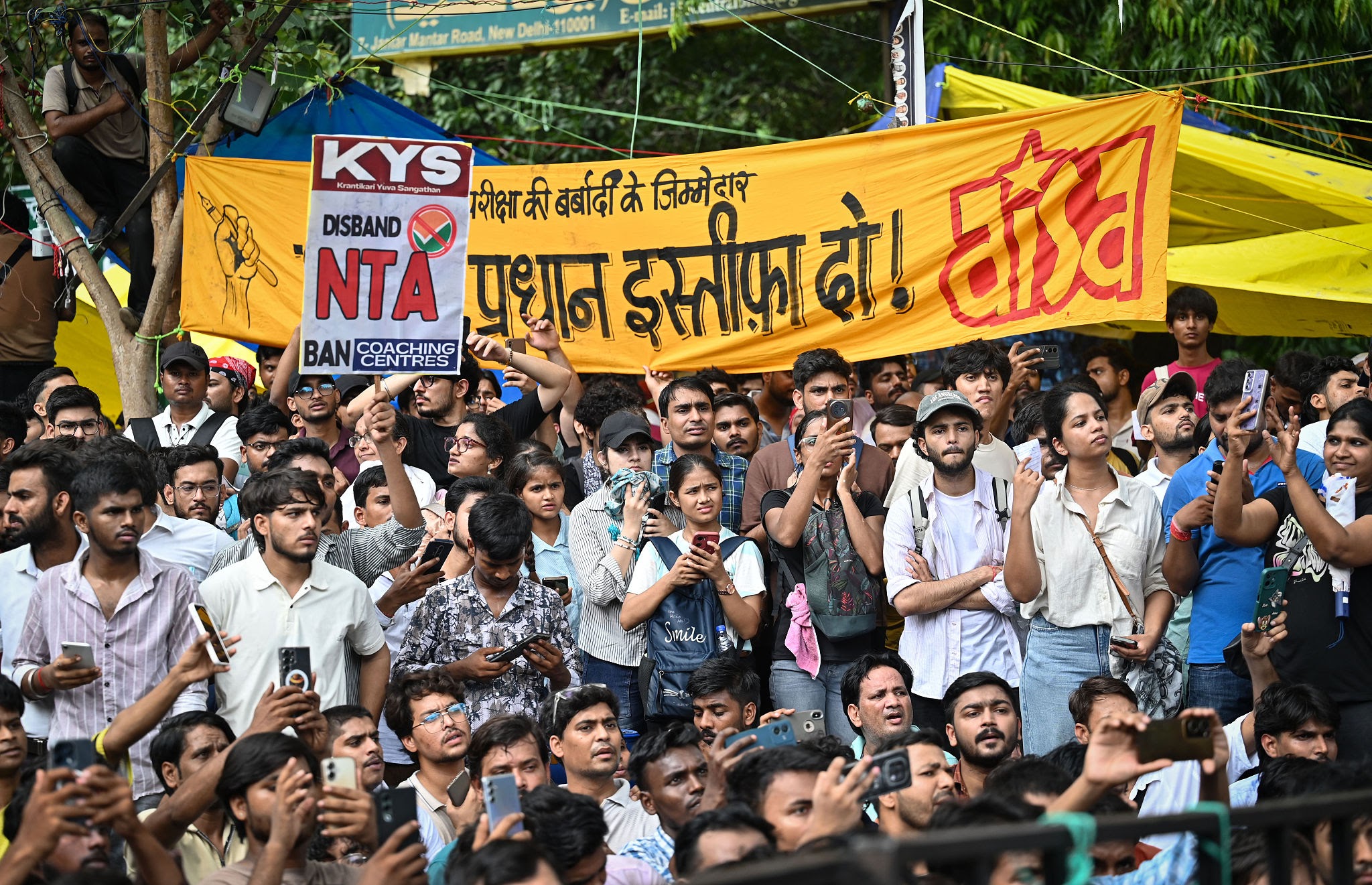 Massive youth and student protest at Jantar Mantar New Delhi demanding Pradhan Istifa Do and Disband NTA
